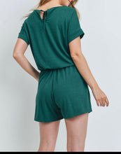 Load image into Gallery viewer, Plus size Romper
